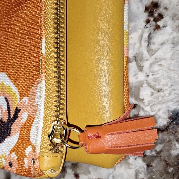 🍊 Rachel Pally Zahara fold over orange floral clutch - Picture 2 of 12
